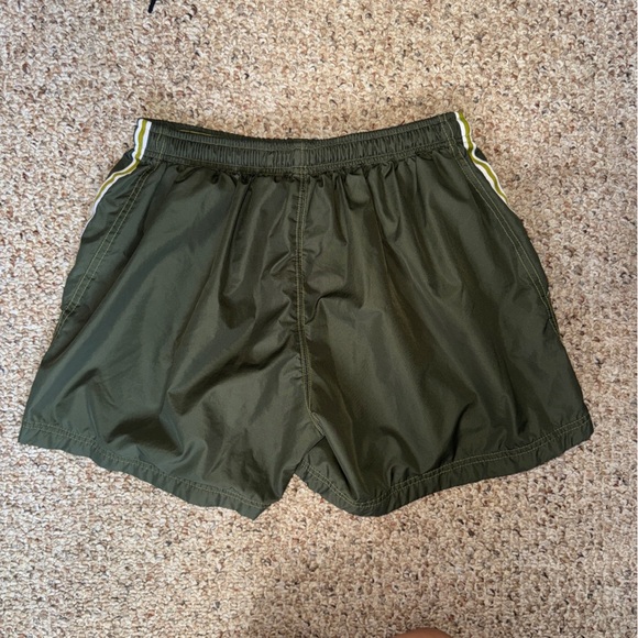 Vintage Green Nike Shorts Womens Small - Picture 4 of 5